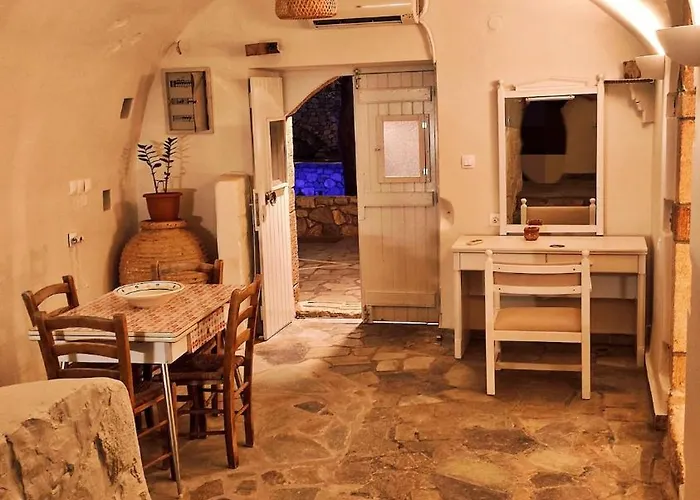 Casa Sul Milopotamos (Kythira)